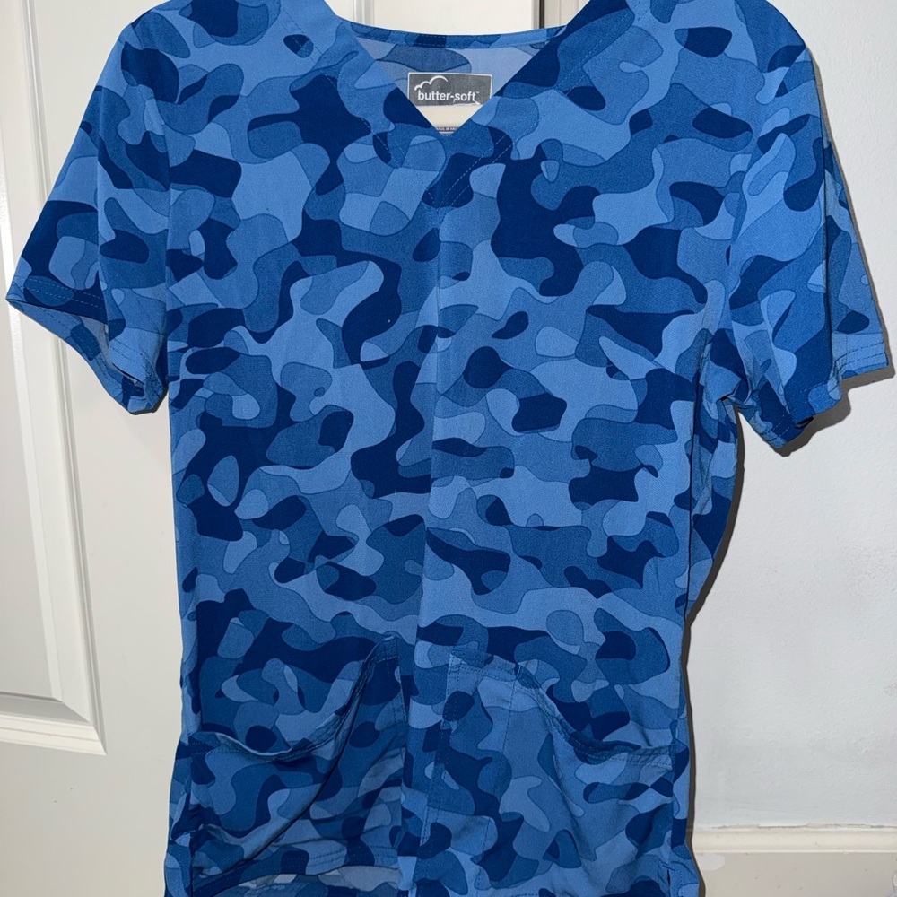 Butter-Soft Blue Camouflage Stretch Scrub Top